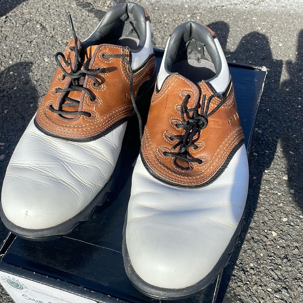 FootJoy golf shoes